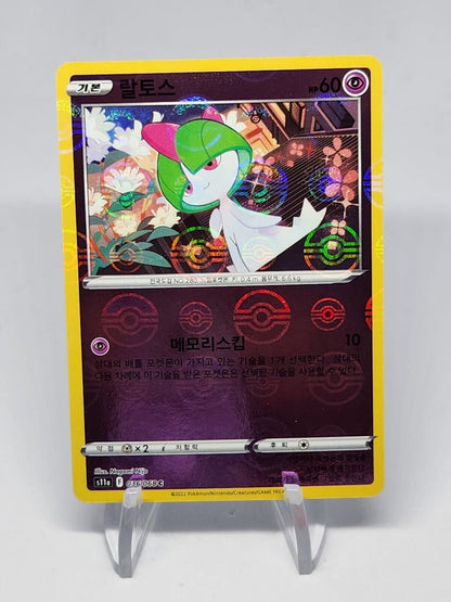 Ralts Monster ball Reverse Holo 36/68 S11a Incandescent Arcana Korean